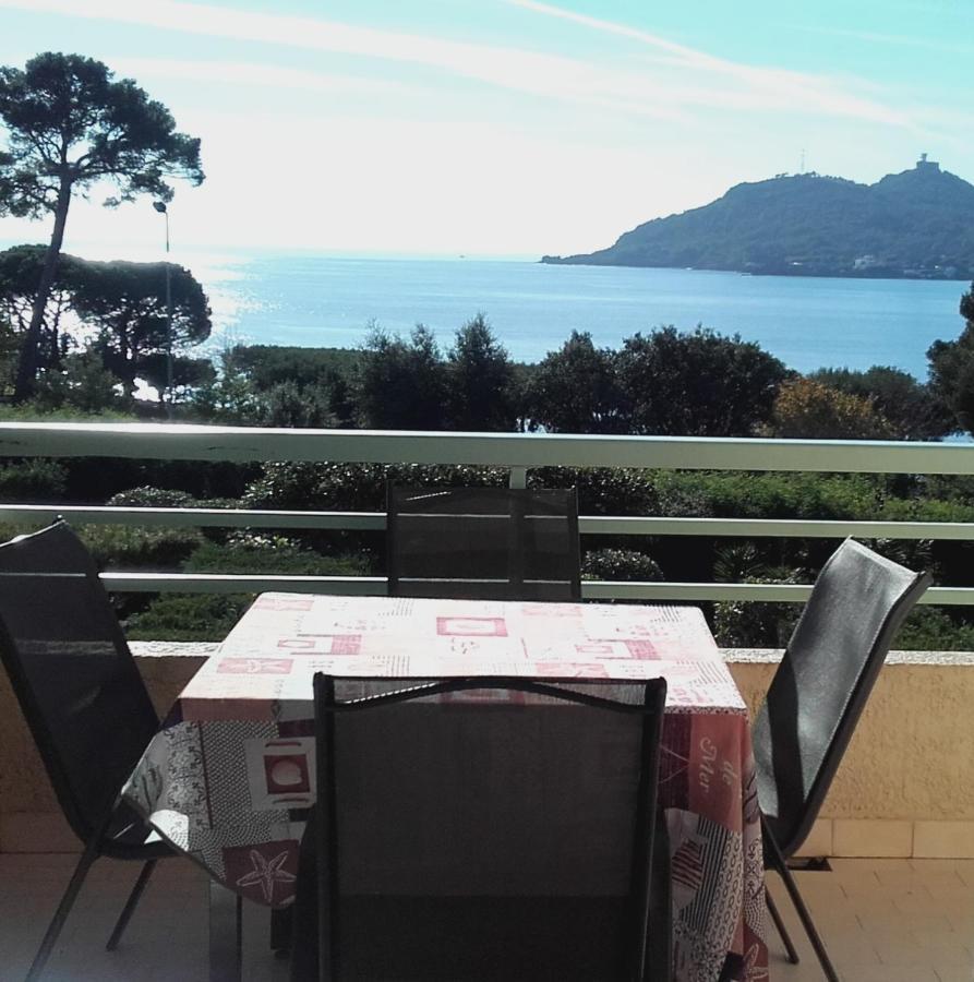 Appartement Vue Mer Piscines Parking Les Coraux Agay Plage Saint-Raphaël Exteriér fotografie