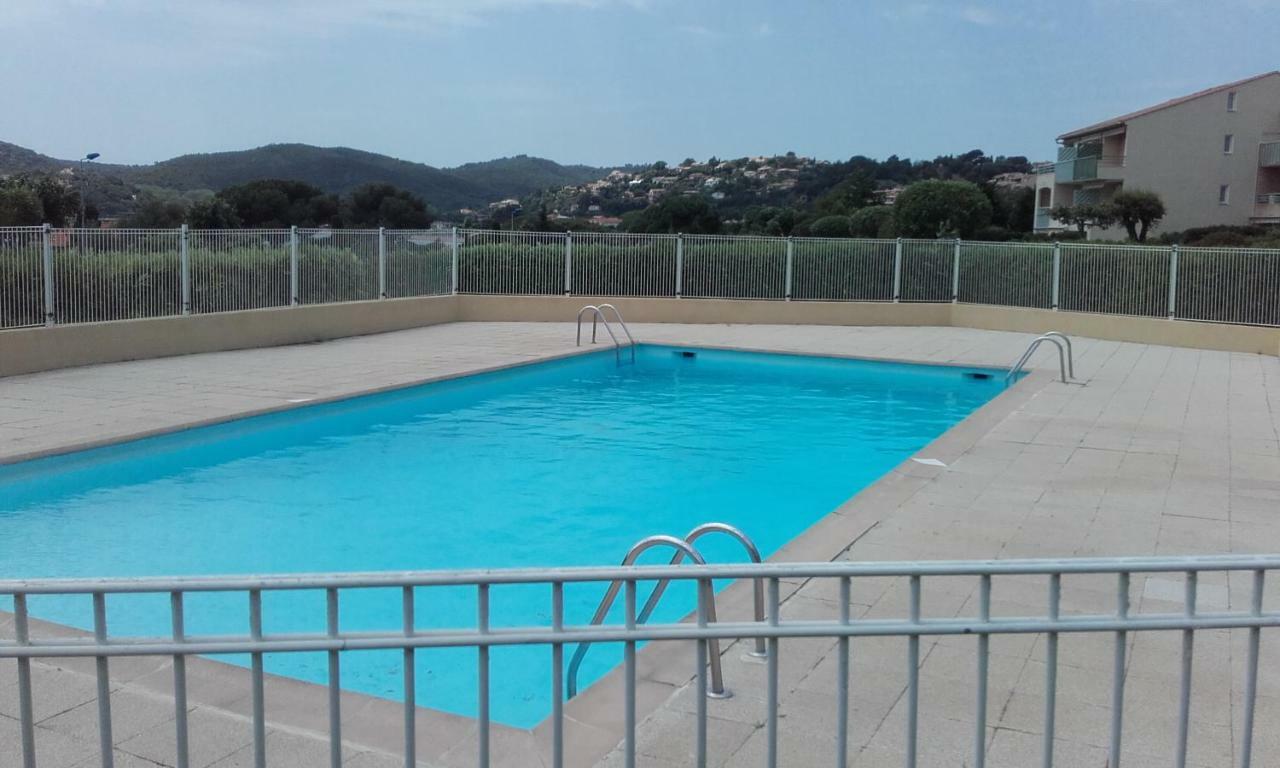 Appartement Vue Mer Piscines Parking Les Coraux Agay Plage Saint-Raphaël Exteriér fotografie